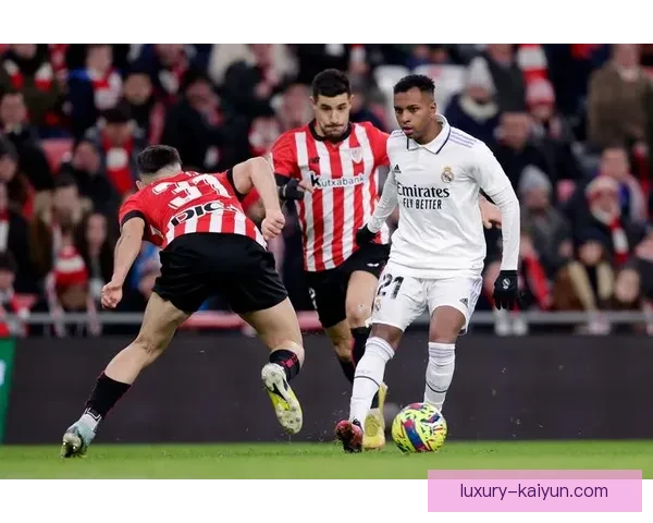 内马尔薪水暴降回归，状态回暖值得关注